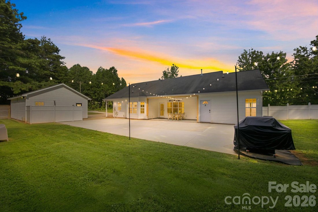 House in Charlotte, North Carolina, United States 2 - 18679958