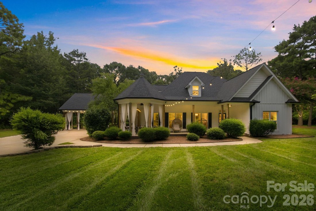 Casa a Township 6 Clear Creek, Carolina del Nord, Stati Uniti 1 - 18679968