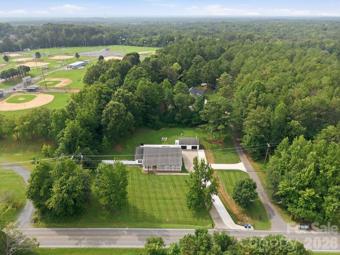 House in Charlotte, North Carolina, United States 5 - 18679958