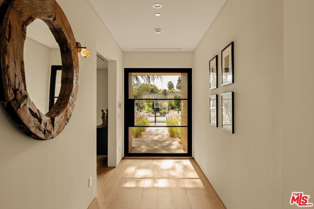 House in Los Angeles, California, United States 3 - 18679924