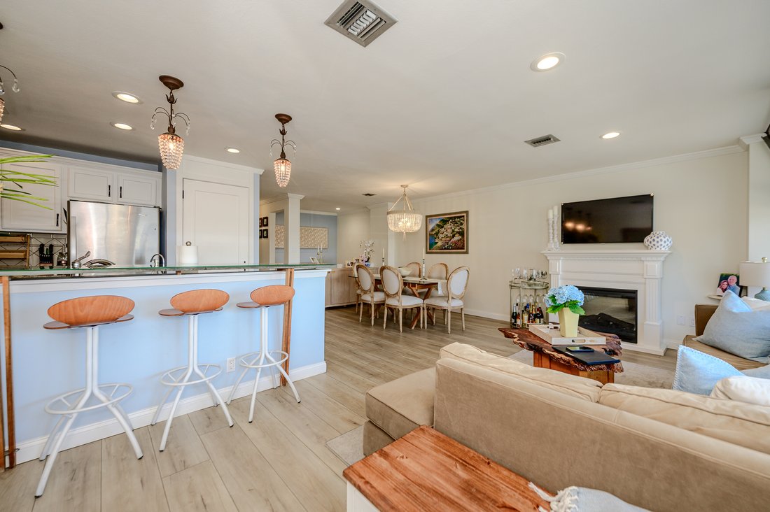 Condo in Long Beach, New York, United States 4 - 18679835
