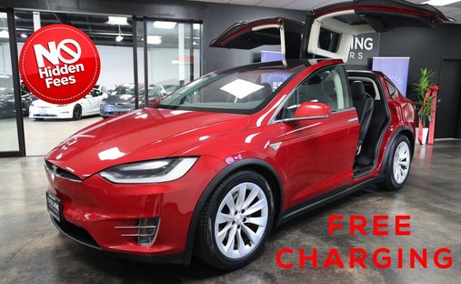 2016 Tesla Model X 75D Sport Utility 4D in Orange, CA, United States 1