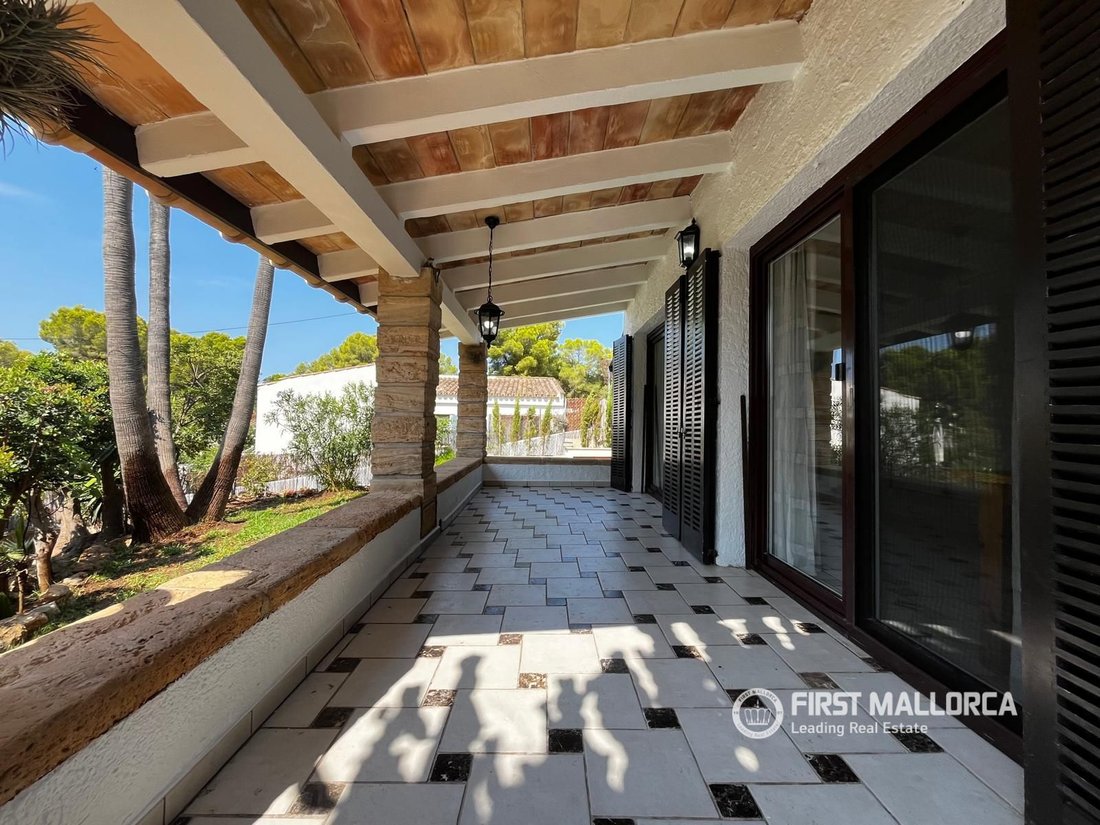 Villa in Rotes Velles, Calvia, Balearic Islands 1 - 18681366