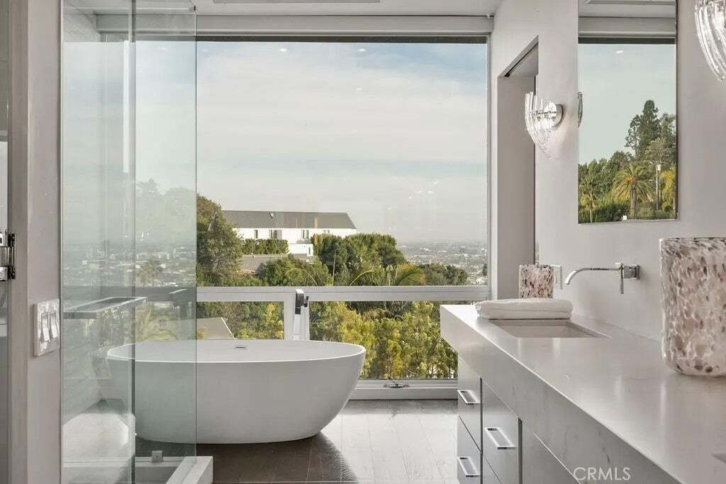 House in Los Angeles, California, United States 4 - 18680751