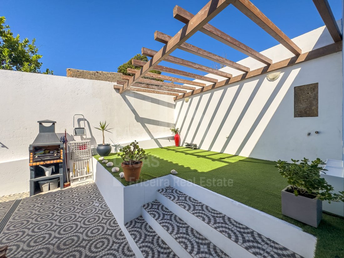 House in Encarnacao, Lisbon, Portugal 2 - 18683521