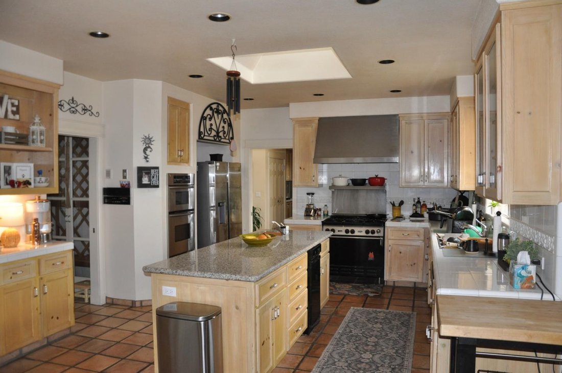 House in Hollister, California, United States 2 - 18682286