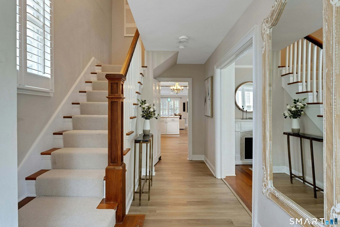 Townhouse in Norwalk, Connecticut, United States 4 - 18682451