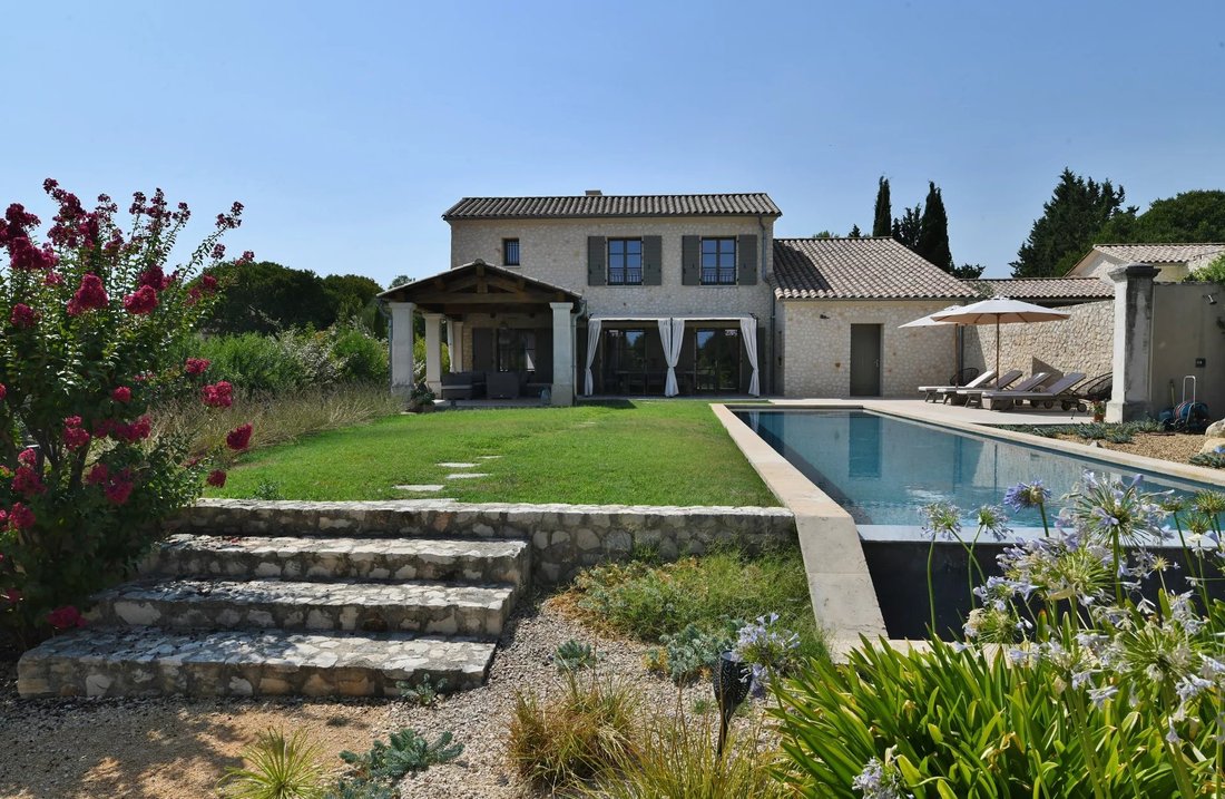 Estate in Uzès, Occitania, France 5 - 18681400