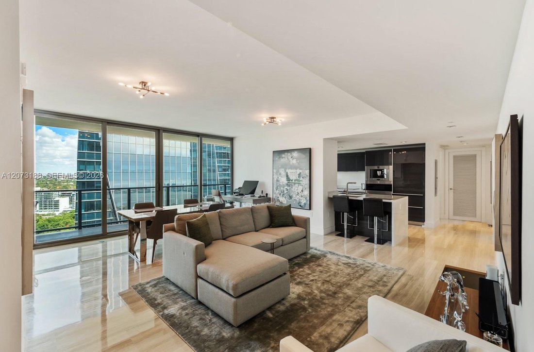 Condo in Miami, Florida, United States 1 - 18683281