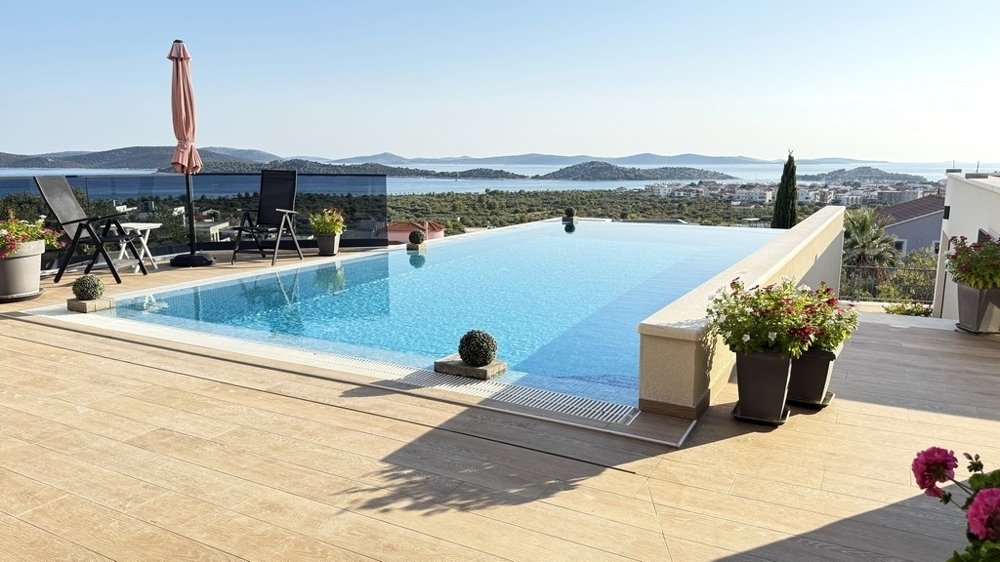 Villa in Vodice, Sibenik-Knin County, Croatia 5 - 18683359