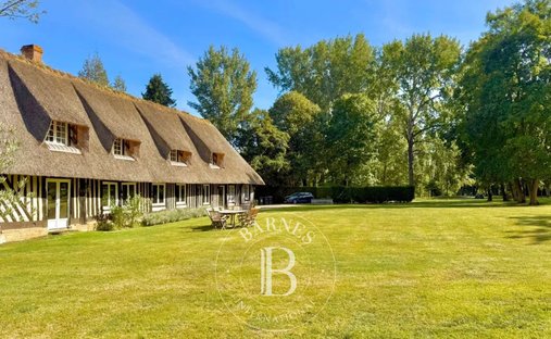 House in Le Vaudreuil, Normandy, France 1