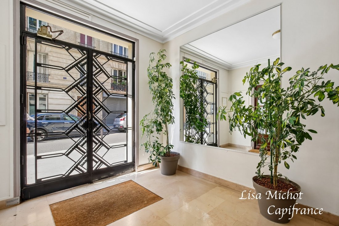 Apartment in Auteuil Sud, Paris 16e Arrondissement, Paris 5 - 18271150