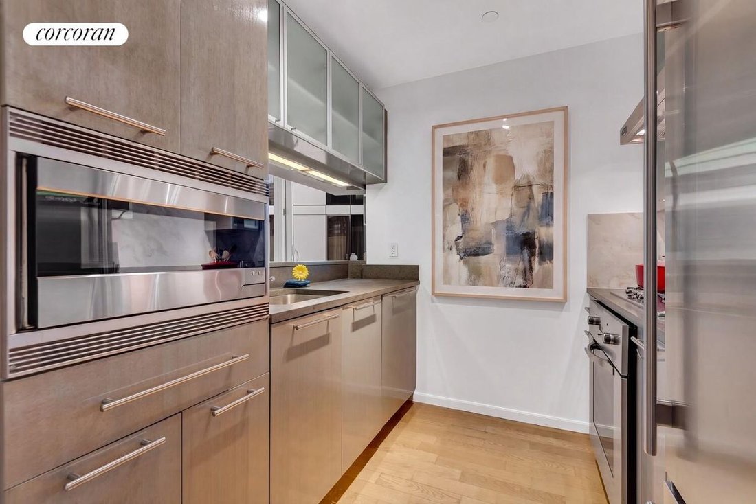 Condo in New York, New York, United States 3 - 18328291