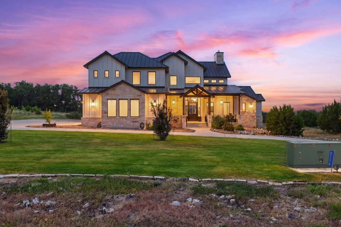 House in Canyon Lake, Texas, United States 1 - 18681628