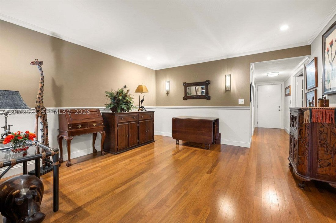 Condo in Miami, Florida, United States 5 - 18680454