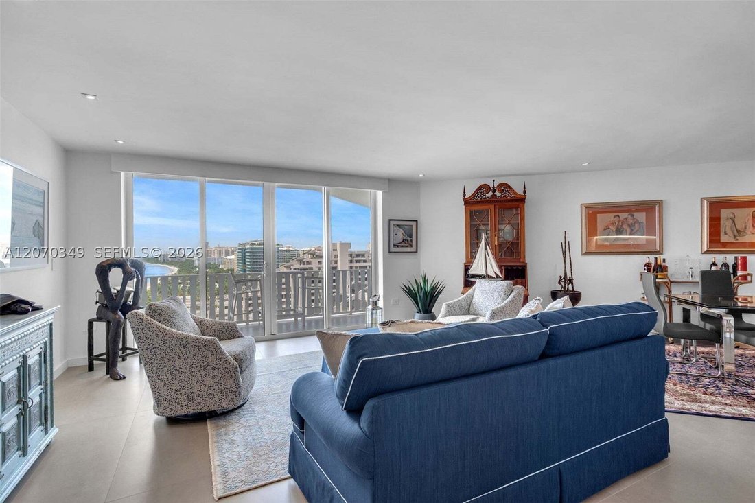 Co Op in Key Biscayne, Florida, United States 5 - 18682366