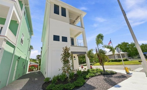 House in Indian Shores, Florida, United States 1