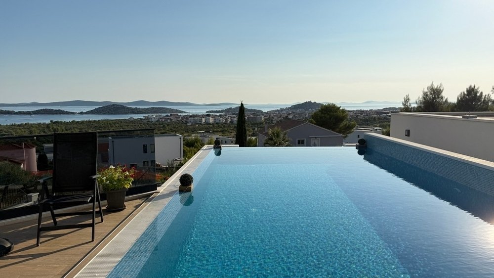Villa in Vodice, Sibenik-Knin County, Croatia 1 - 18683359