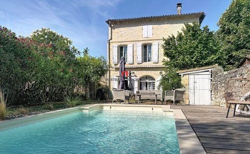 House in Plassac, Nouvelle-Aquitaine, France 1