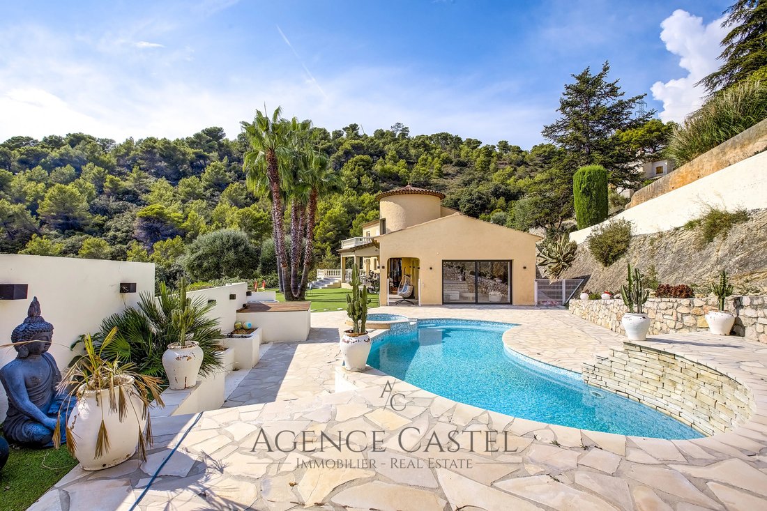 Villa in Tourrette-Levens, Provence-Alpes-Côte d'Azur, France 5 - 18682490