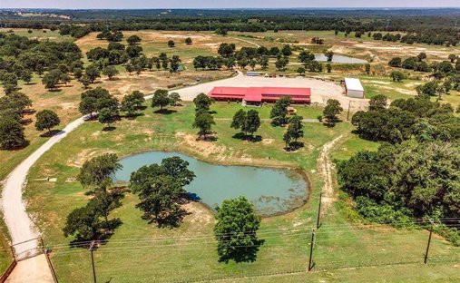Farm Ranch in Poolville, Texas, United States 1