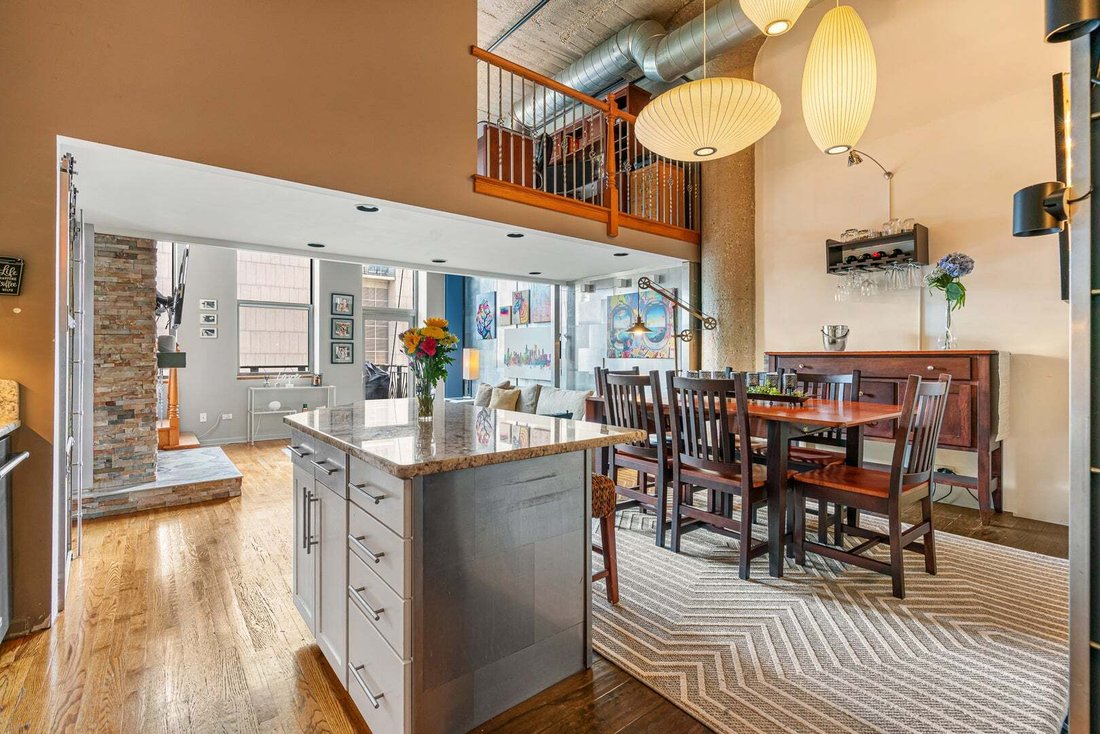 Condo in Chicago, Illinois, United States 4 - 18680918