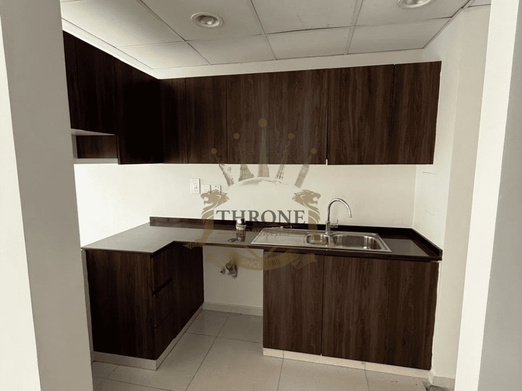 Townhouse in Damac Hills 2, Dubai, United Arab Emirates 5 - 18680657