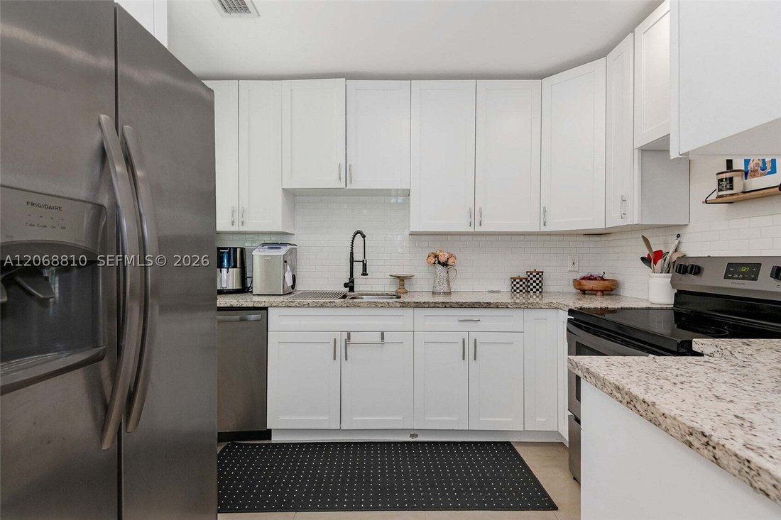 Casa a Cutler Bay, Florida, Stati Uniti 4 - 18680338