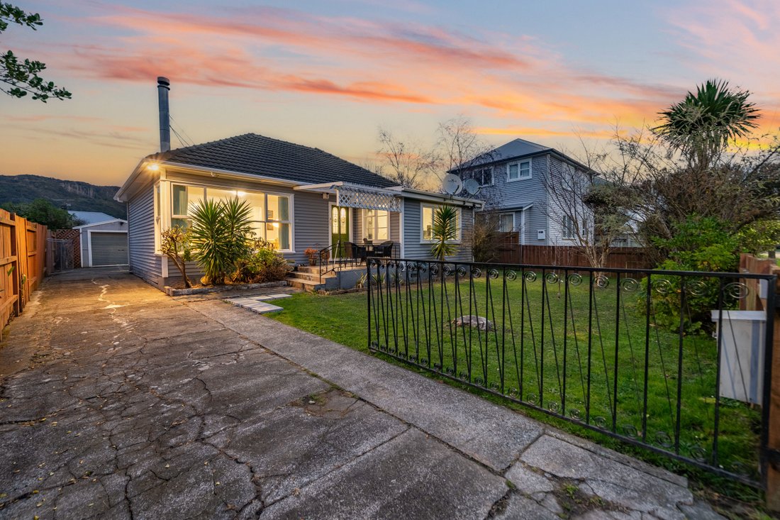 House in Lower Hutt, Wellington, New Zealand 3 - 18681694