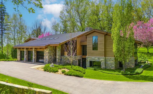 House in Troy, Michigan, United States 1