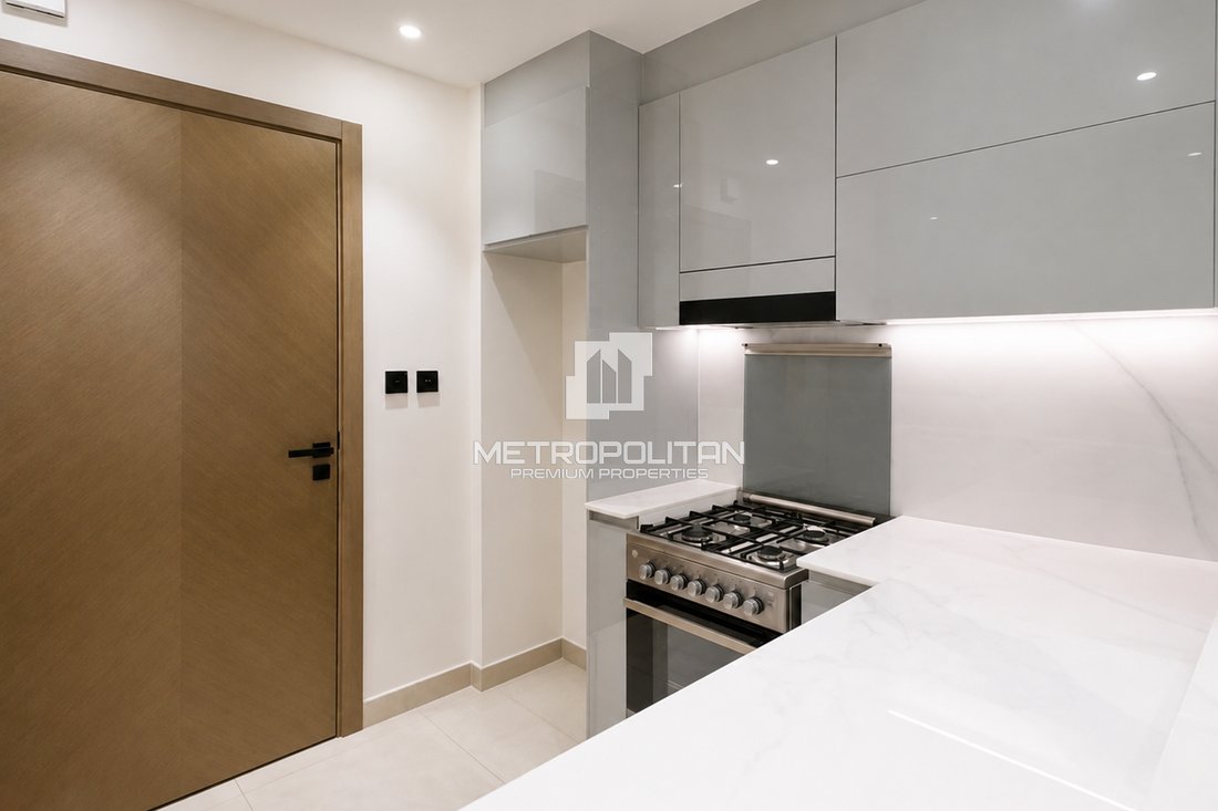 Apartment in Al Jaddaf, Dubai, United Arab Emirates 5 - 18681535