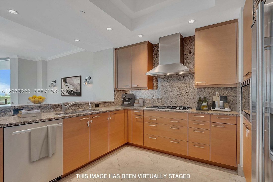Condo in Bal Harbour, Florida, United States 3 - 18682456