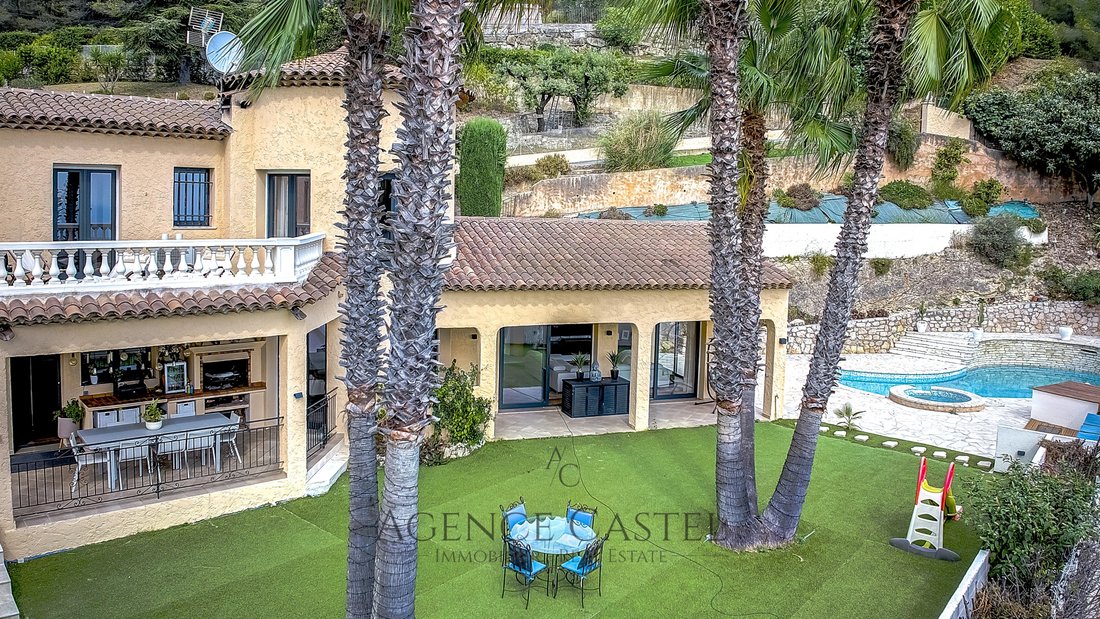 Villa in Tourrette-Levens, Provence-Alpes-Côte d'Azur, France 4 - 18682490