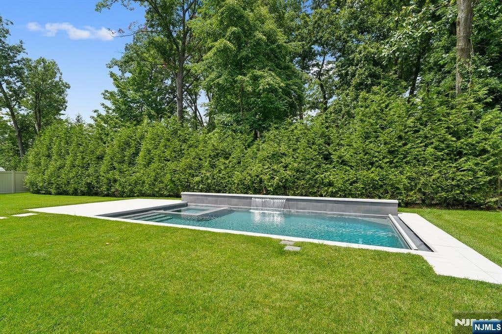 House in Englewood Cliffs, New Jersey, United States 4 - 18684299