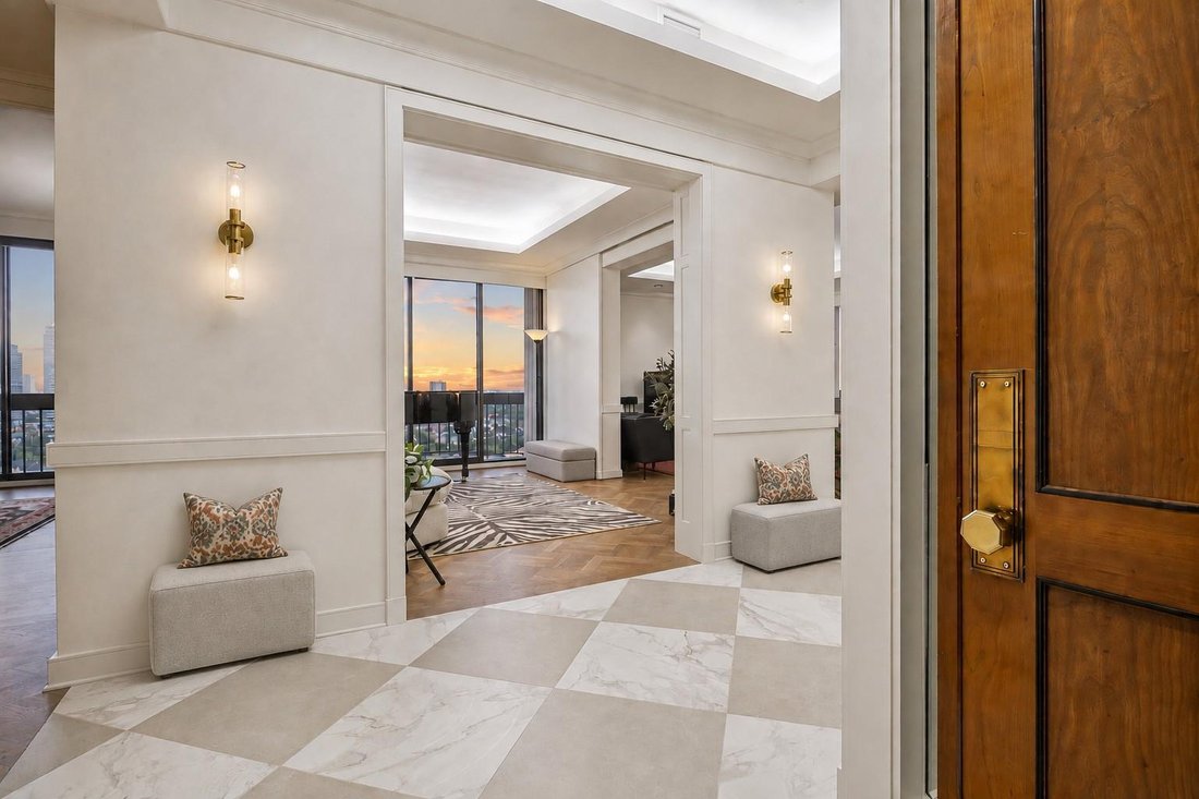 Condo in Houston, Texas, United States 4 - 18683228