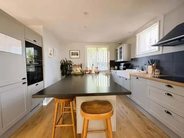 House in Batz-sur-Mer, Pays de la Loire, France 3 - 18437265
