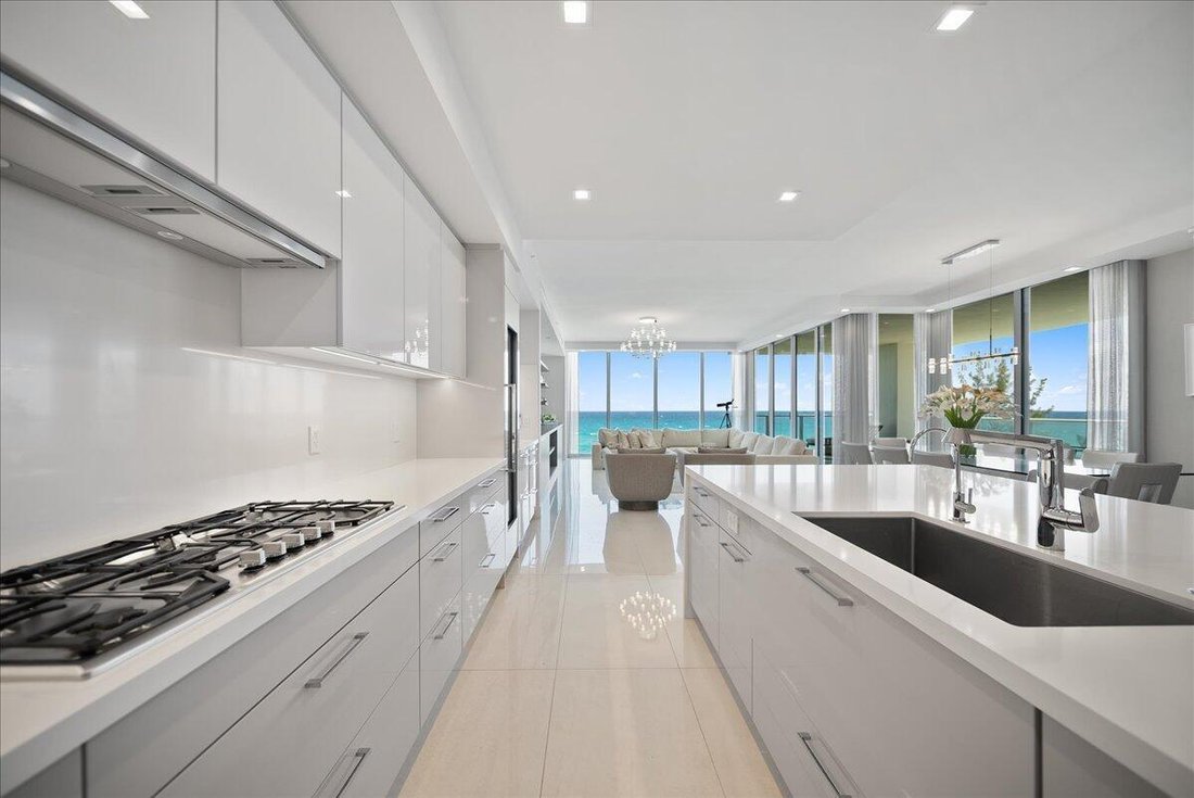 Condo in Riviera Beach, Florida, United States 5 - 18683286