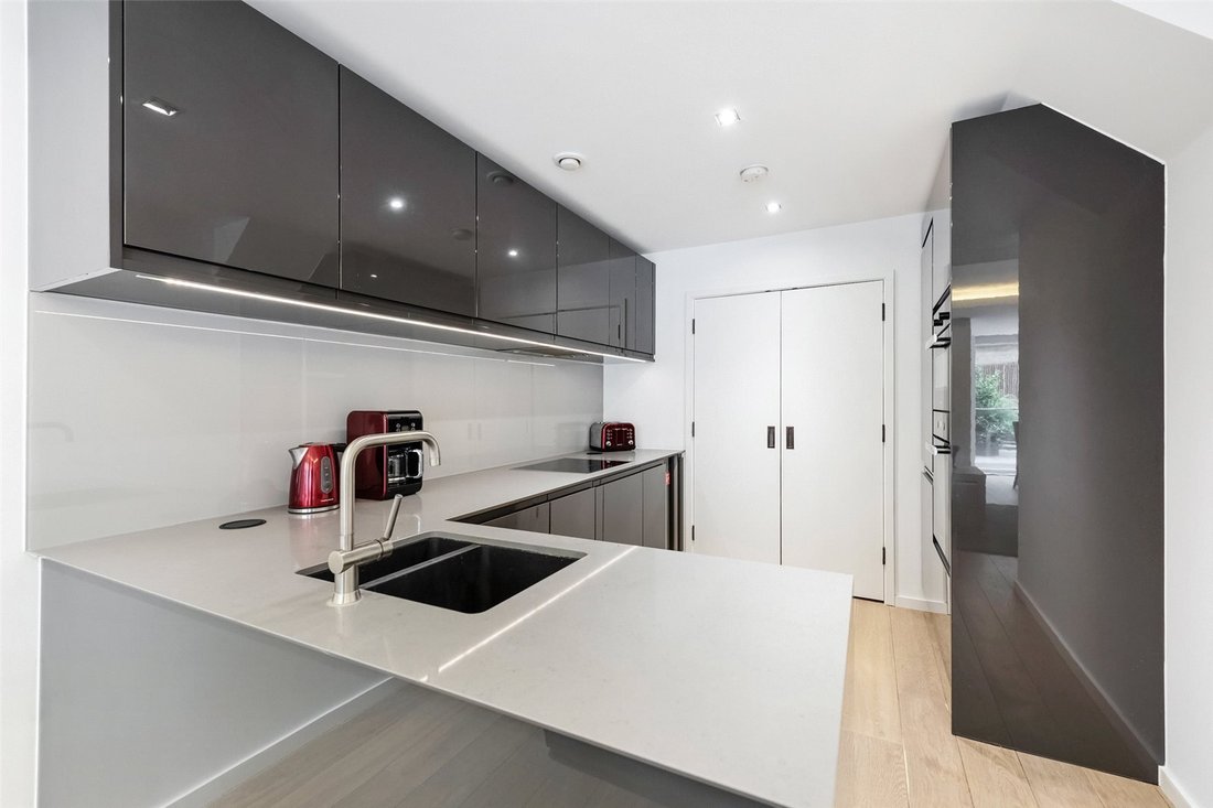 Apartment in Fulham, Hammersmith and Fulham, England 5 - 18682028