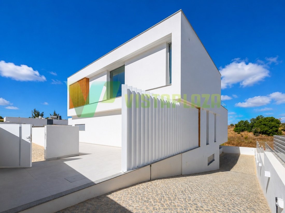 House in Faro (Se e Sao Pedro), Algarve, Portugal 4 - 18683457