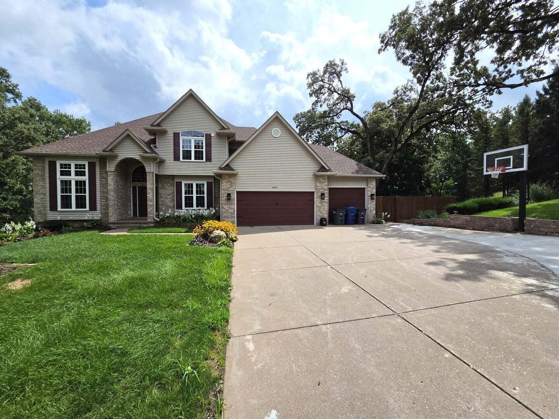 House in Bettendorf, Iowa, United States 2 - 18589685