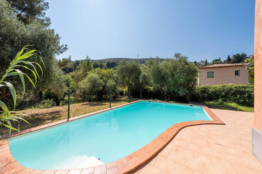 Casa en Falicon, Provenza-Alpes-Costa Azul, Francia 3 - 15722885