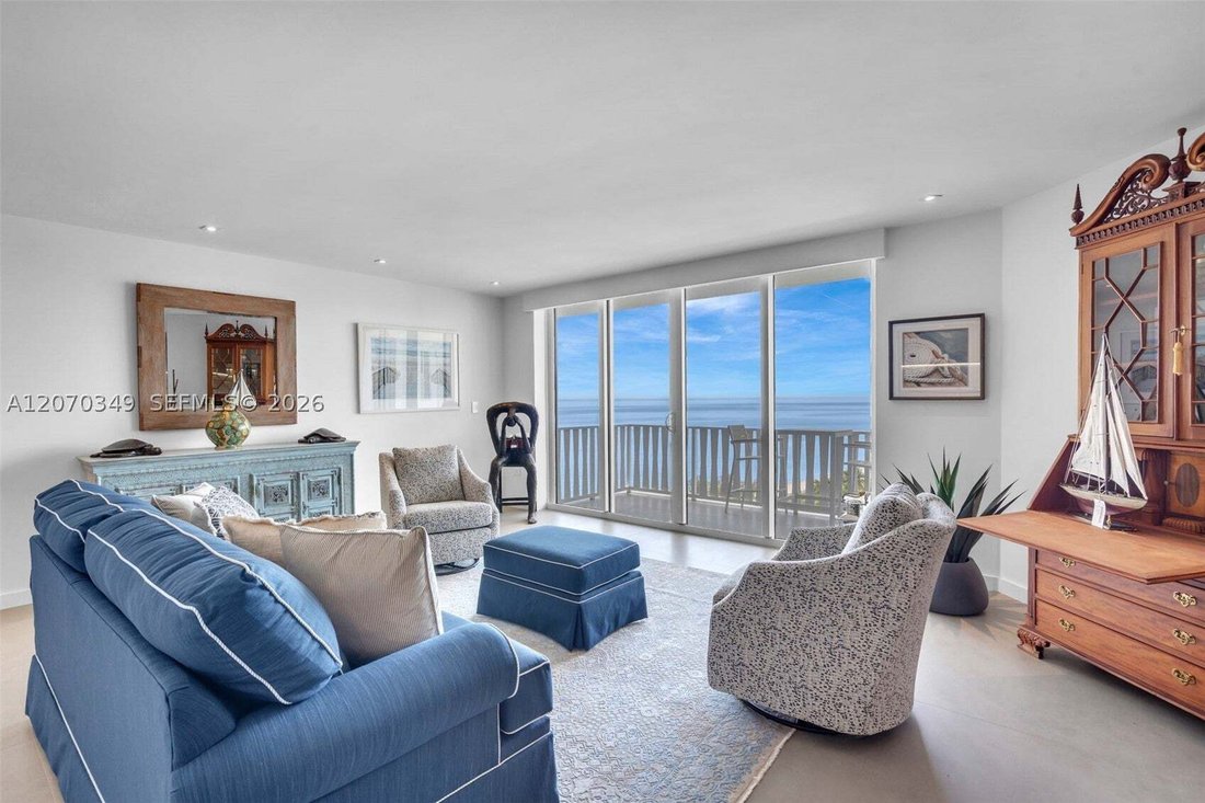 Co Op in Key Biscayne, Florida, United States 3 - 18682366