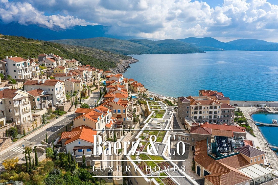 Penthouse in Tivat, Tivat Municipality, Montenegro 4 - 18682960