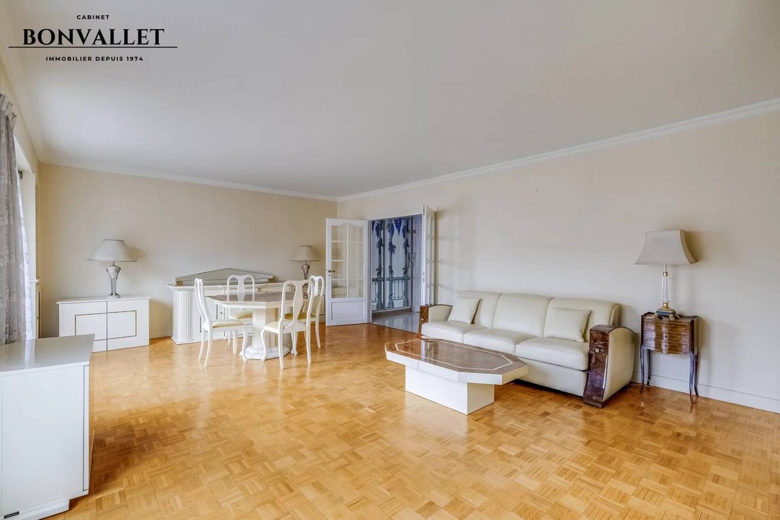 Apartment in Saint Lambert, Paris 15e Arrondissement, Paris 4 - 18008735