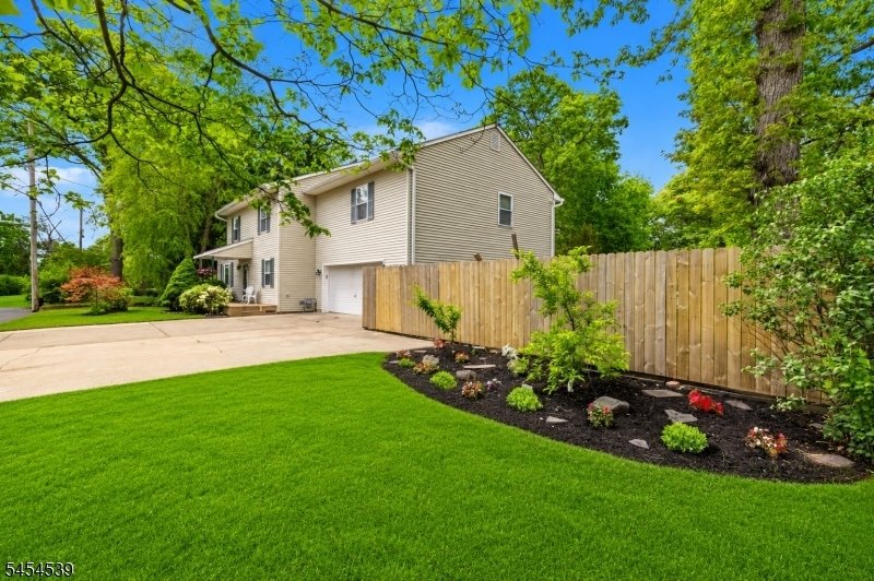 House in Brick Township, New Jersey, United States 1 - 18682662