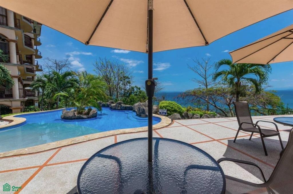 Condo in Playa Herradura, Puntarenas Province, Costa Rica 3 - 17088113