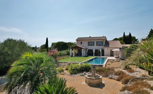 Domaine à Uzès, Occitanie, France 1