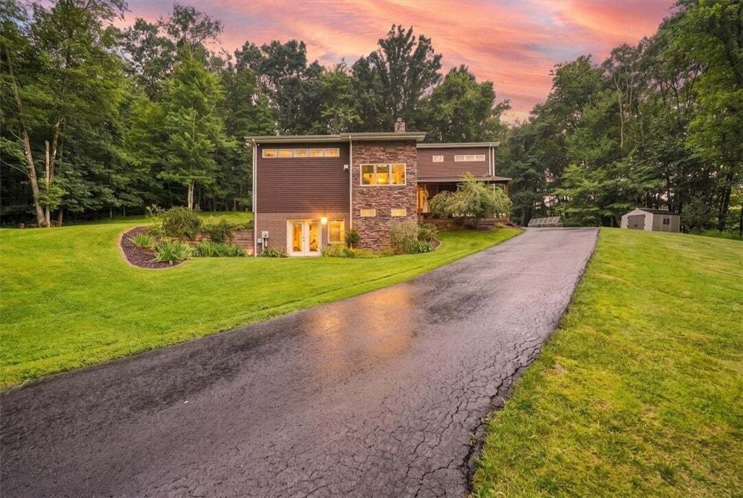 House in Mars, Pennsylvania, United States 2 - 18681907