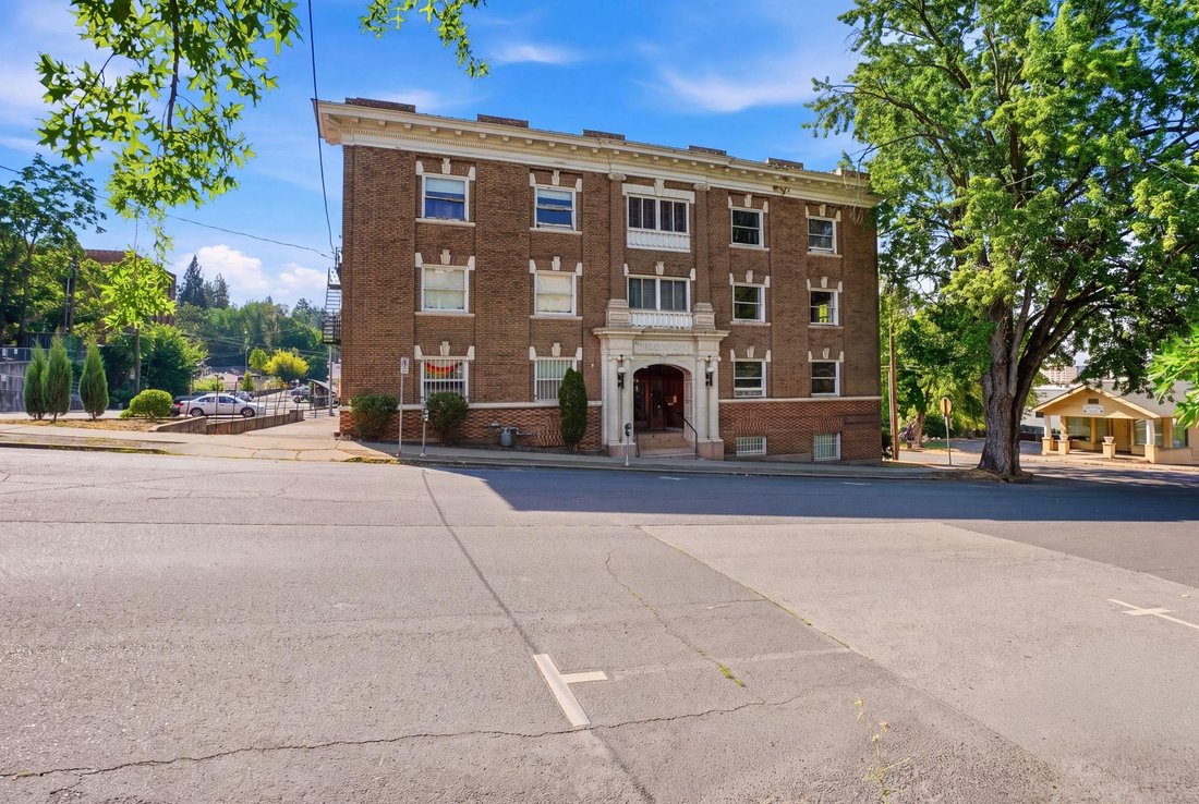 Spokane, Washington, United States 2 - 18682005