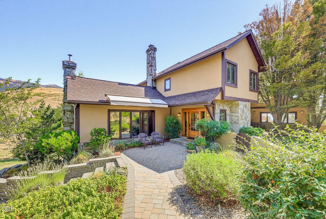 House in Ashland, Oregon, United States 3 - 18680196